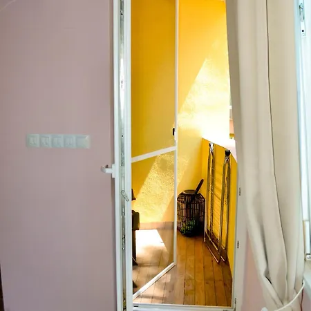 Апартамент Location !!free Parking!! 