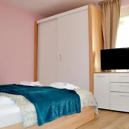 Location !!free Parking!! 