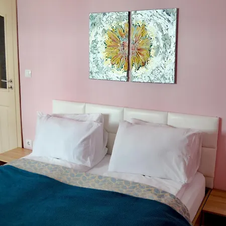 Апартамент Location !!free Parking!! 