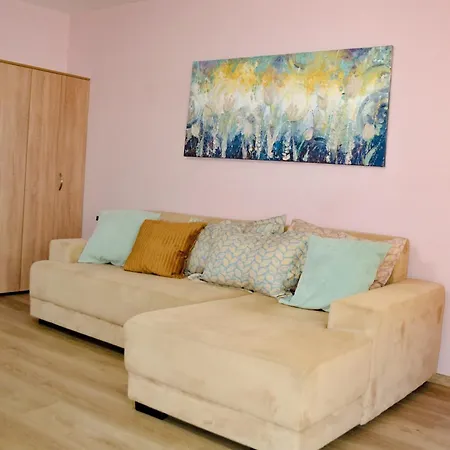 Location !!free Parking!! 