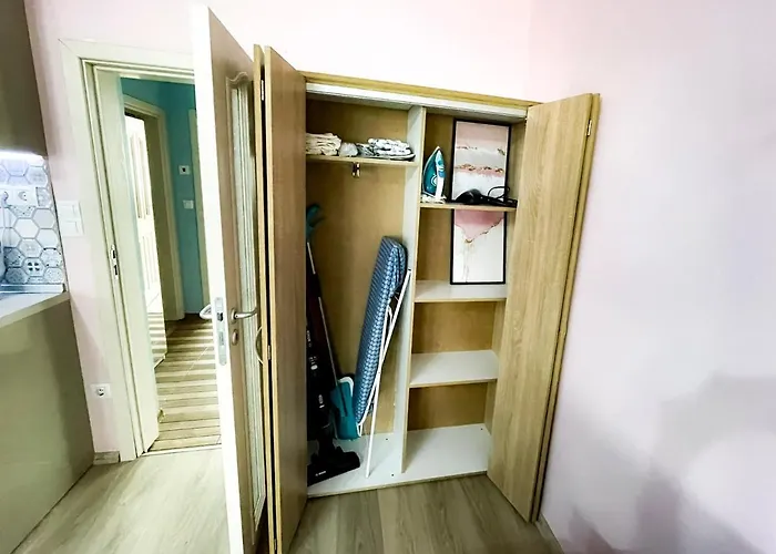 Location !!free Parking!! 