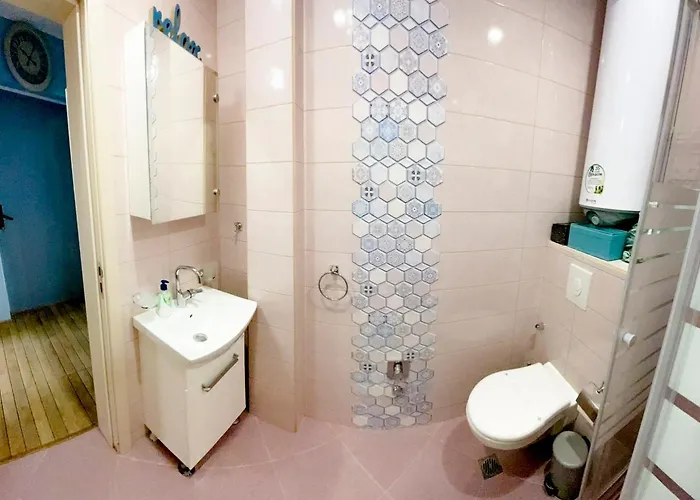 Location !!free Parking!! 